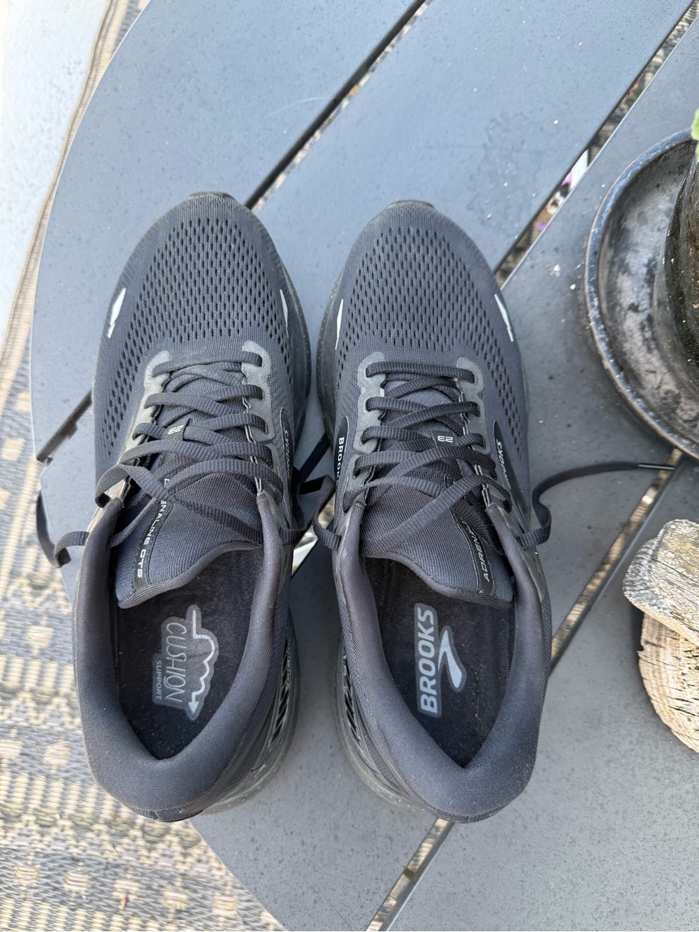 Brooks Men's Black Athletic Running Shoes - Breathable Mesh